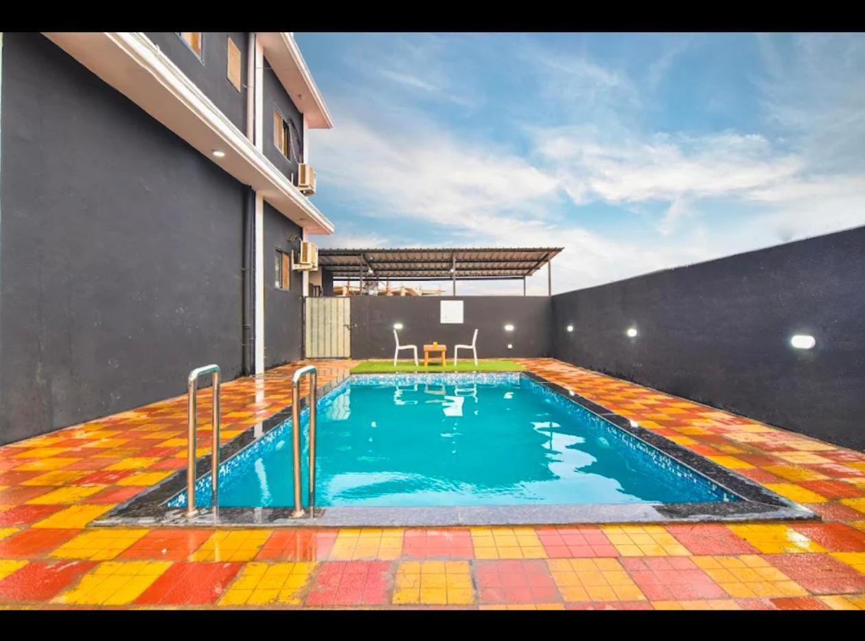 Empyrean Stay Ll 3Bhk Ll Black Horse Villa Ll Ac Ll Private Pool Ll Wifi II Lux Ll Лонавала Екстериор снимка