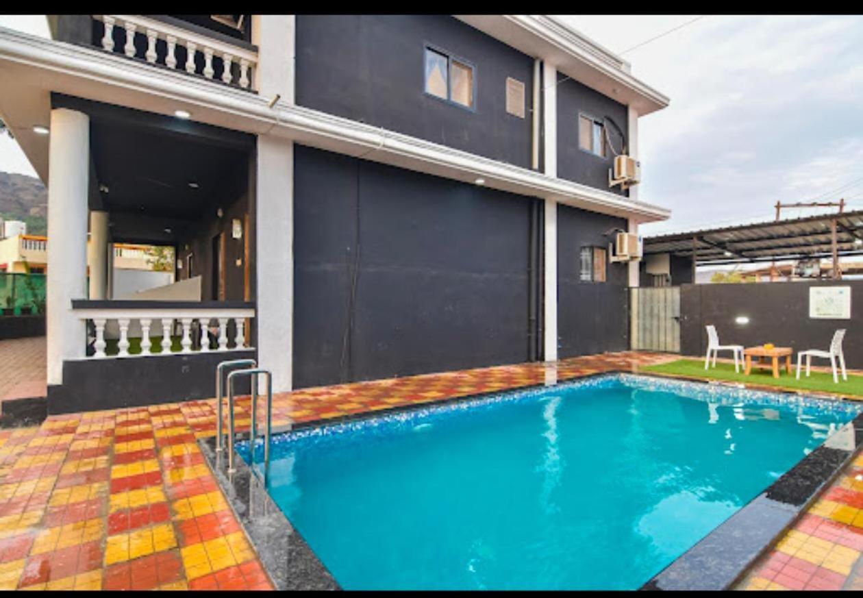 Empyrean Stay Ll 3Bhk Ll Black Horse Villa Ll Ac Ll Private Pool Ll Wifi II Lux Ll Лонавала Екстериор снимка