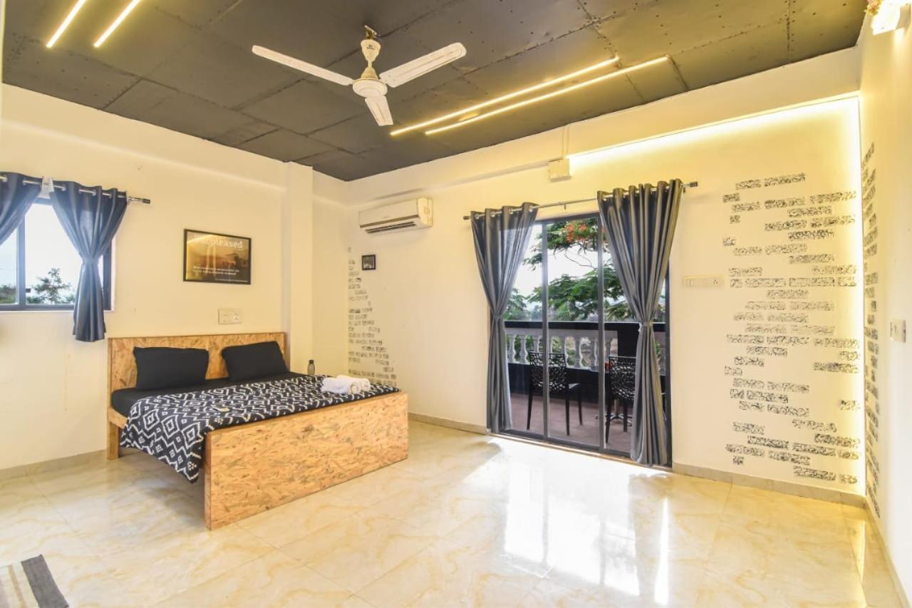 Empyrean Stay Ll 3Bhk Ll Black Horse Villa Ll Ac Ll Private Pool Ll Wifi II Lux Ll Лонавала Екстериор снимка
