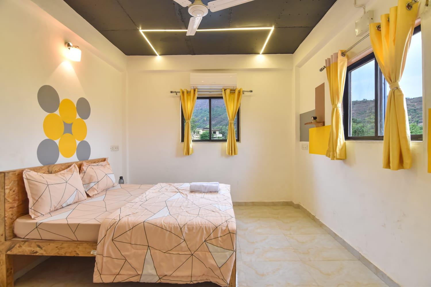 Empyrean Stay Ll 3Bhk Ll Black Horse Villa Ll Ac Ll Private Pool Ll Wifi II Lux Ll Лонавала Екстериор снимка